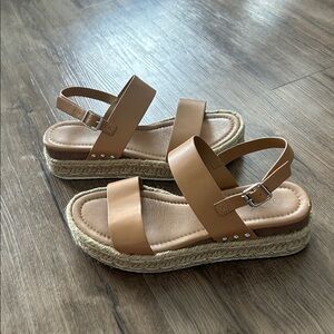 Women’s Tan Platform Espadrille Sandals